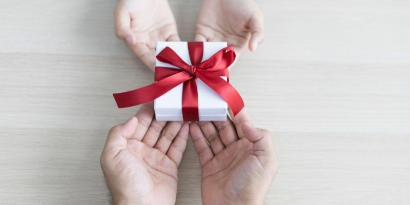 The 10 Best Corporate Gift Ideas For Clients